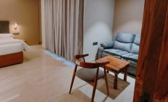 Sakthi Holiday's Inn