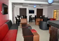 De Rigg Place - Alaka Estate, Surulere - Breakfast