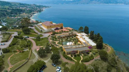 Altafiumara Resort & Spa