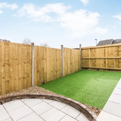Sleek and Stylish 2Bd Home with a Garden Anerley Отели рядом с достопримечательностью «Сиденхам»