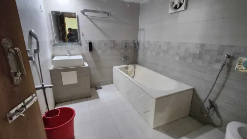 Hotel Aman International