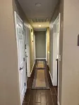 Cozy and Convenient Entire Home For traveling professionals and families