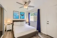 Awesome 6Br - 15 Min to Beach Hotels in Oceanside