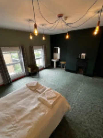 Station Hotel Hotels in Ashfield District