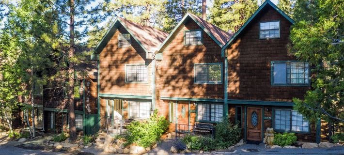 North Lake Lodges & Villas Hotels in Washoe County