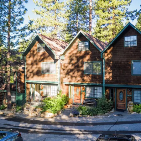North Lake Lodges & Villas