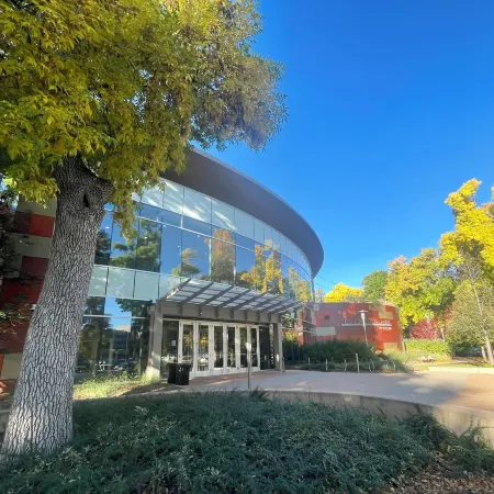 Cozy Victorian Cottage in the Heart of Old Town!