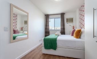 Close to the Olympic Park Well Located Sa1005