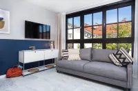 H11 Aparthotel - Apartments