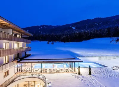 Hotel Petrus Hotel in zona Cron4 Hallenbad & Sauna Bruneck