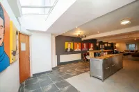 Higgihaus #5 5 of 7 Rooms Monday - Friday Hotels in Butetown