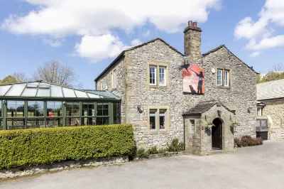 Gamekeepers Inn Hotels in Kettlewell with Starbotton