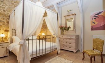 Arhontiko Arhanes Suites
