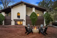 セレニティ リトリート セドナ ホットタブ ゲームズ ファイアピット