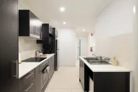 Smart Suites Self Check-in Apartments - 35A Freney Hotels in Nathan