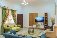 HEIK APARTMENT Hotels in Bwari