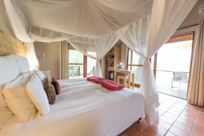 Toro Yaka Bush Lodge