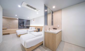 From H Brown Dot Hotel Gyeongju Yangnam