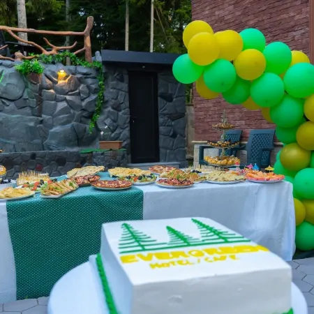 Hotel Evergreen