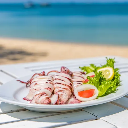BJ Beachfront Hotel