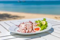 BJ Beachfront Hotel - Aamiainen