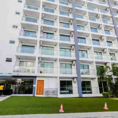 Club Royal Wongamat by Pattaya Sunny Rentals Hotel Exterior