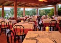 Agriturismo Biologico Corte Aragonese Hotels in Adrano