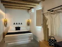 Perigiali Rooms & Apartments Folegandros Hotels in Folegandros