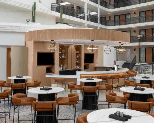 Embassy Suites by Hilton Phoenix Biltmore Ăn uống Photos