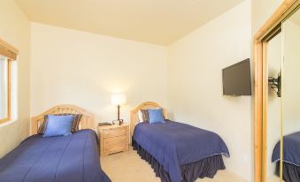 Westermere 311 by AvantStay Gorgeous Condo in Great Location