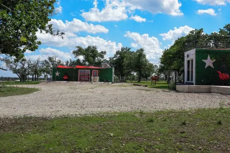 Best Fredericksburg Bed and Breakfast