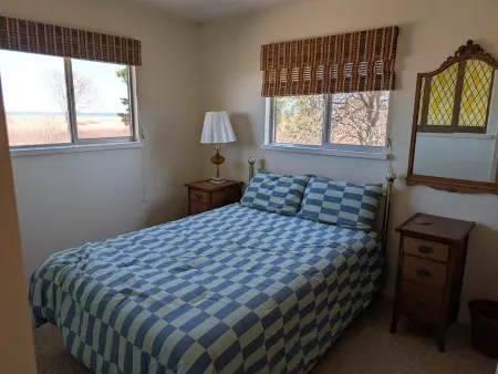 Agate Beach House - waterfront in Grand Marais