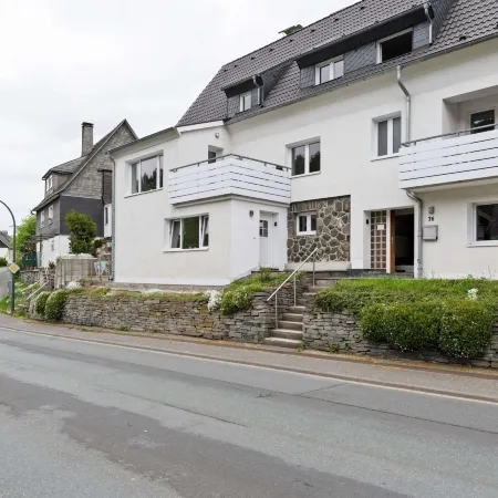 Schones Ferienhaus in Winterberg Mit Terrasse