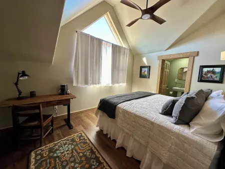 Luxurious Condo - New Construction in Angel Fire