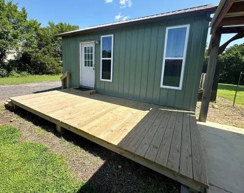 Cozy Retreat w/ Hot Tub, Fire Pit & King Bed