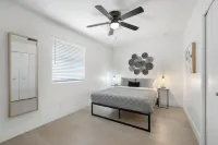 Perfect for Large Group  5BD+3BA Free Parking - บังกะโล