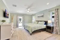 Pet Friendly Spacious 4 Bedroom House Near Beach - Sleeps 10 Hotels near T.J. Maxx