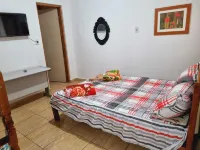 Toninho Aluguel Temporário Hotels in Guaratingueta