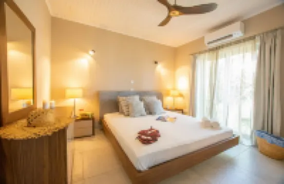 Protaras Art House Seviews