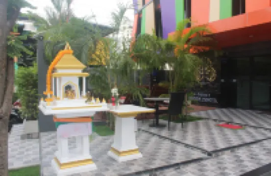 เอช ดิสทริค บูติค พอชโฮเทล โรงแรมใกล้วัดพระมหาไถ่ กรุงเทพฯ