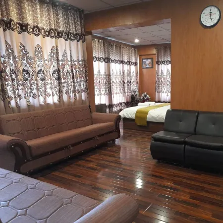 Qayam Hotel