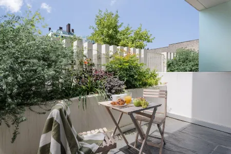 I Loft Santiago by Upper Luxury Housing Отели рядом с достопримечательностью «Xardíns da Rúa Berna»