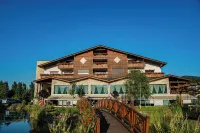 HANUL BUCOVINEI Hotels in Stulpicani