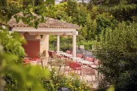 Bastide de Mougins - A Tribute Portfolio Hotel Отели рядом с достопримечательностью «Château de Lérins»