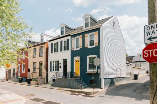 Getaway on Grant, heart of Downtown with parking