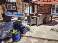 A Spacious and Elegant 3BR Californian Retreat