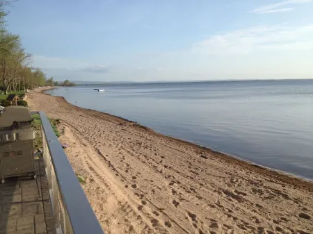 Brand New 5 Bedroom Lux Sylvan Beach House W Private Beach & Free WIFI