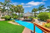 Beachside studio steps to the beach Hoteles en St. Pete Beach