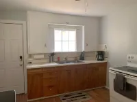 House on the Hill* Cozy home in quiet neighborhood