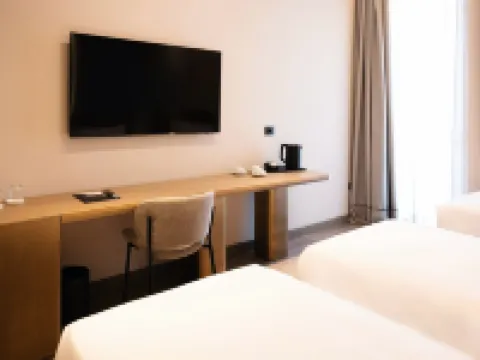 Grand Duka Hotel & Spa Hotels in Durres